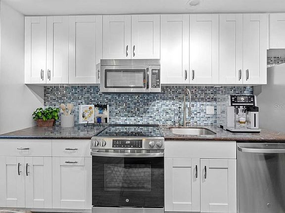 5th image of 5119 SW 92ND COURT