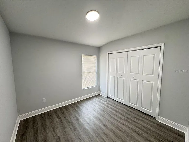399 Quentin Ave NW — Photo 4