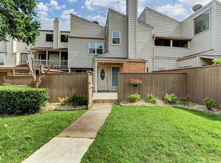 1519 Prairie Grove Dr, Houston, TX 77077
