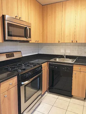 Rented by HOME RESIDENTIAL LLC | media 2