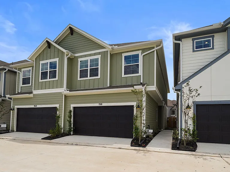 1518 Colonial Gorge Dr — Photo 36