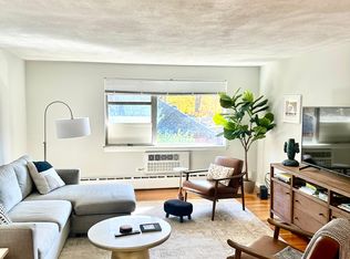 77 Wyman St APT H, Waban, MA 02468