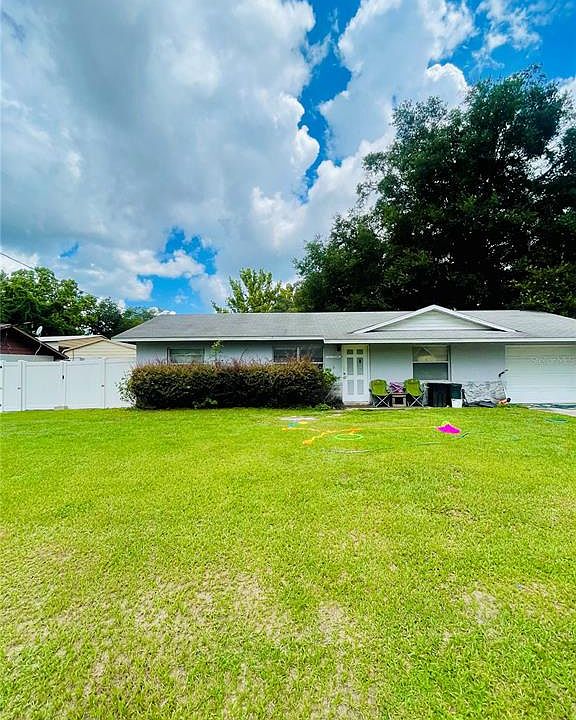 1st image of 2705 NE 43rd Pl