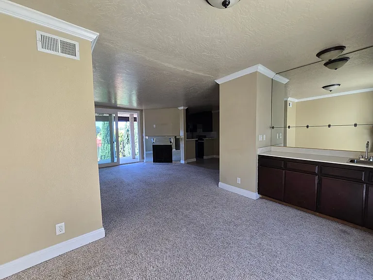 4705 Kester Ave #305 — Photo 8