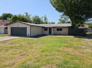 3218 W Rochelle Rd, Irving, TX 75062