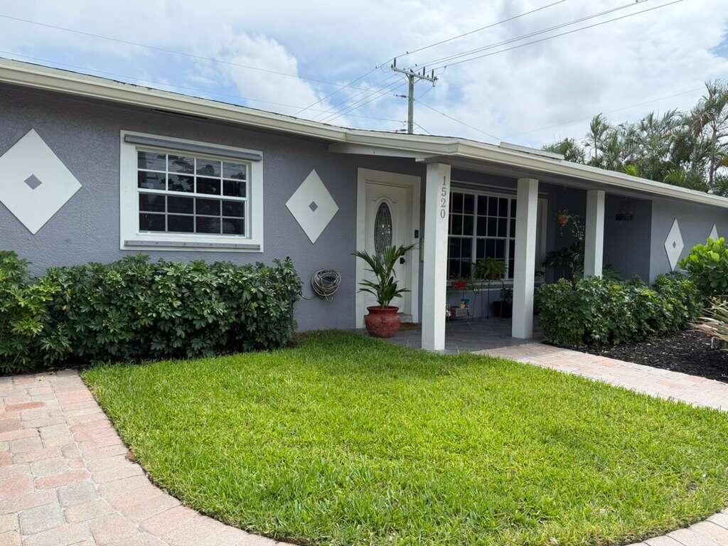 1520 NE 35th Street #1520, photo 2