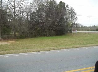 109 Deadfall Rd W, Greenwood, SC 29649