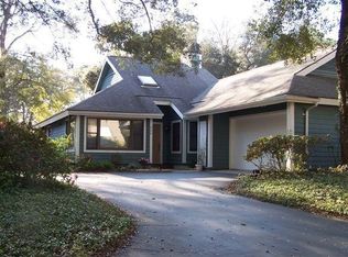 666 S Reeve Rd, St Helena Is, SC 29920