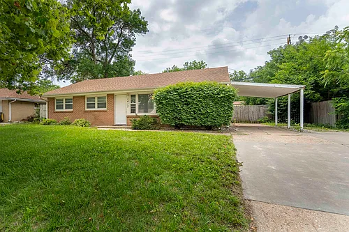 2417 Hobbs Dr Photo 1