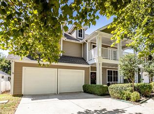 9912 Marthas Vineyard Cir, Aubrey, TX 76227