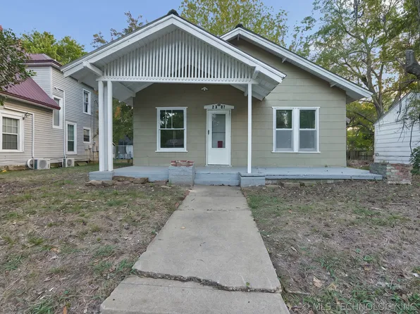 2307 Garland St, Muskogee, OK 74401