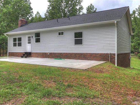 4th image of 129 Park Dr