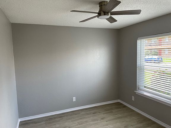 5th image of 1000 W Avenue A #1014
