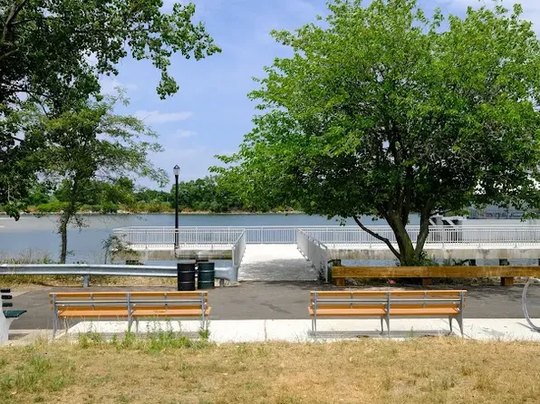 3626 Bayview Avenue image 32 of 32