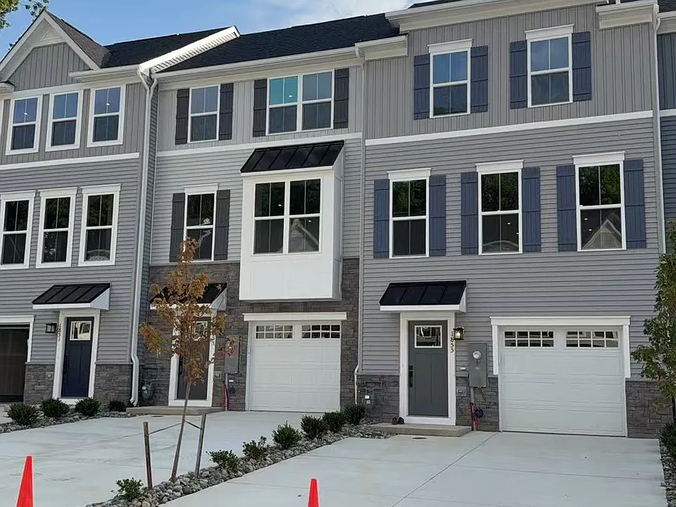 1853 Bergerac Ct