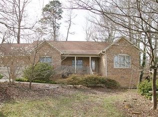 5300 Mockingbird Rd, Greensboro, NC 27406