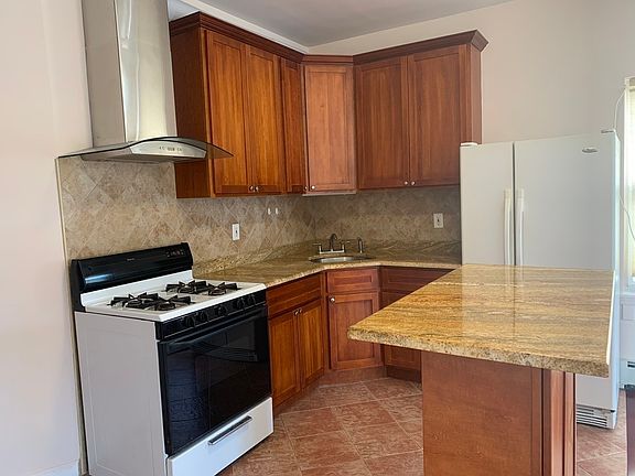 4th image of 1526 78th St #2F
