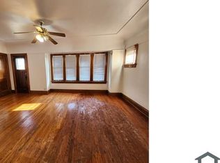 2943 N 48th St #2, Milwaukee, WI 53210