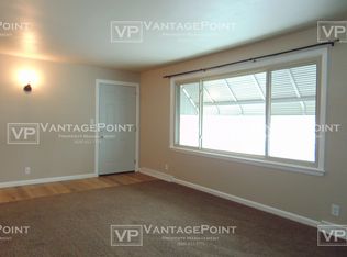 702 N State St #3, Appleton, WI 54911