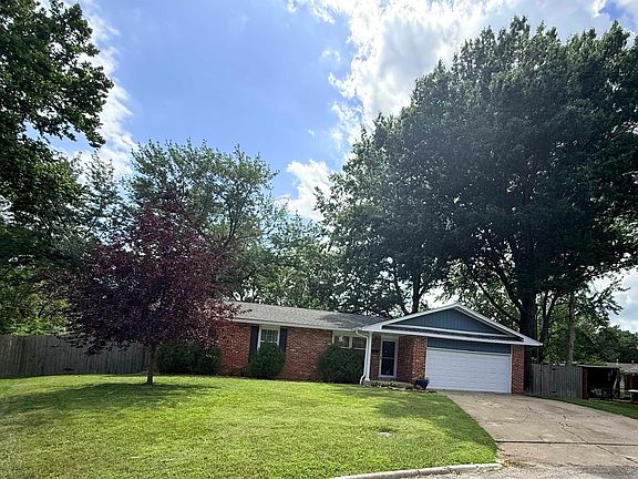 4th image of 3515 W 8th Ct