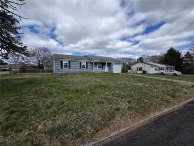 10 Wagon Wheel Ln, Woonsocket, RI, 02895