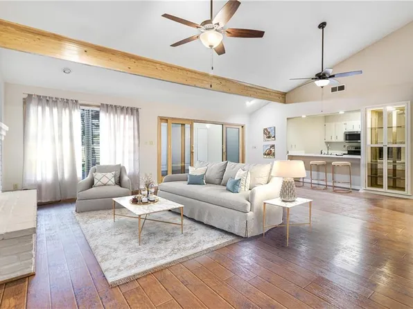 110 Catalpa Ln #110, Mandeville, LA 70471