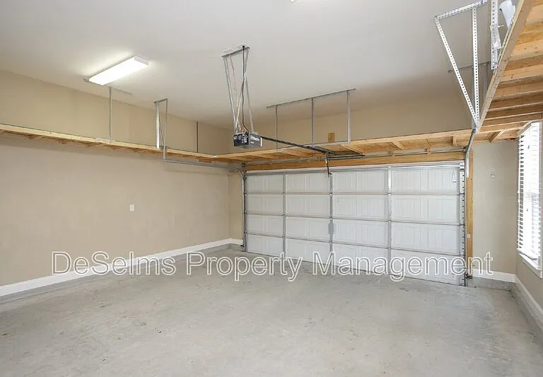 3866 Somers Ln — Photo 18