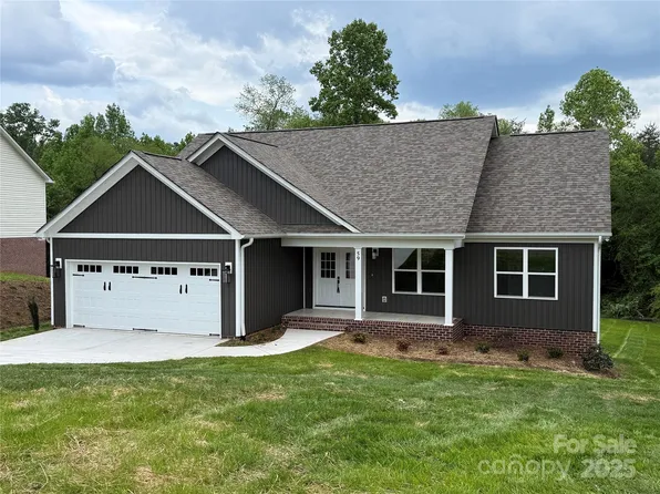 59 Browning Dr, Taylorsville, NC 28681