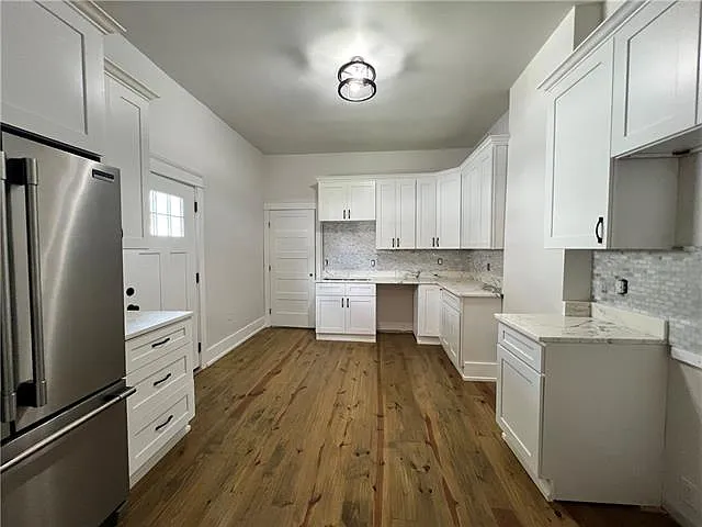 2229 Saint Roch Ave — Photo 3