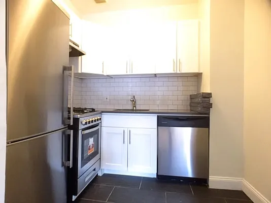 Rented by Bohemia Realty Group | media 17