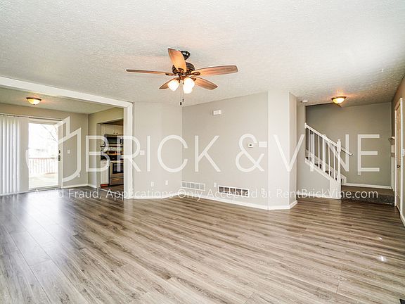 2nd image of 546 Lamesa Dr