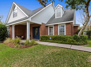 503 Vine Cir, Bay Saint Louis, MS 39520