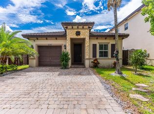 2340 NE 3rd Ct, Homestead, FL 33033