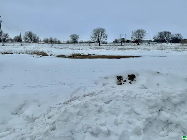 Broadway St, Dakota City, NE 68731