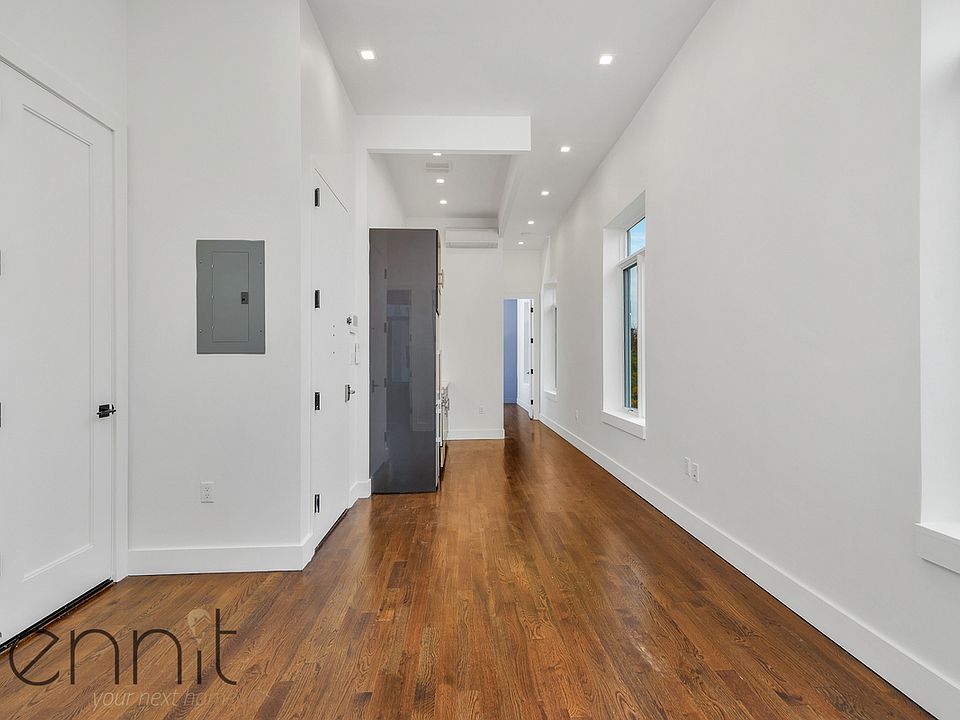 1st image of 313 Wilson Ave #2R