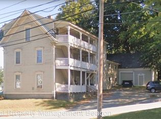 67 School St APT 1, Lebanon, NH 03766
