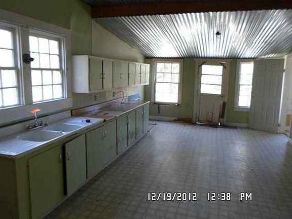 4th image of 65078 Bancks St