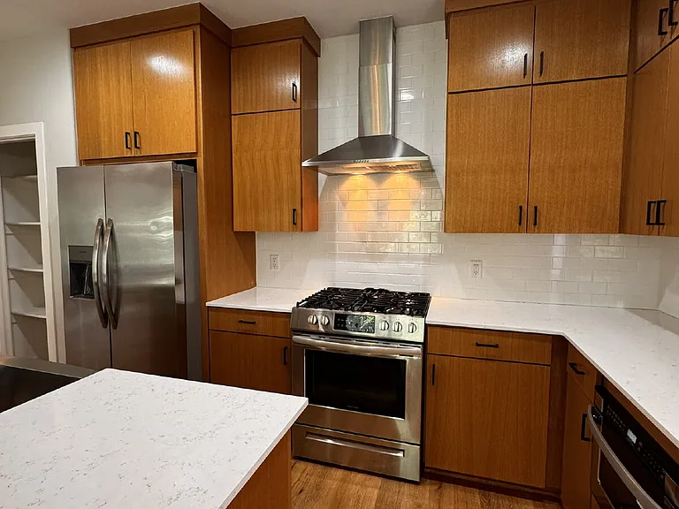 2375 Amherst Aly — Photo 13