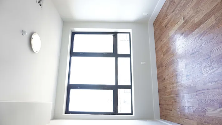 Rented by Lofts and Flats LLC | media 18