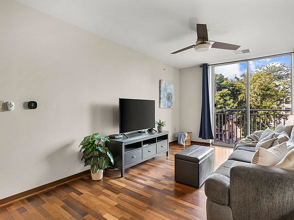 4th image of 333 W Mifflin St Unit 3160