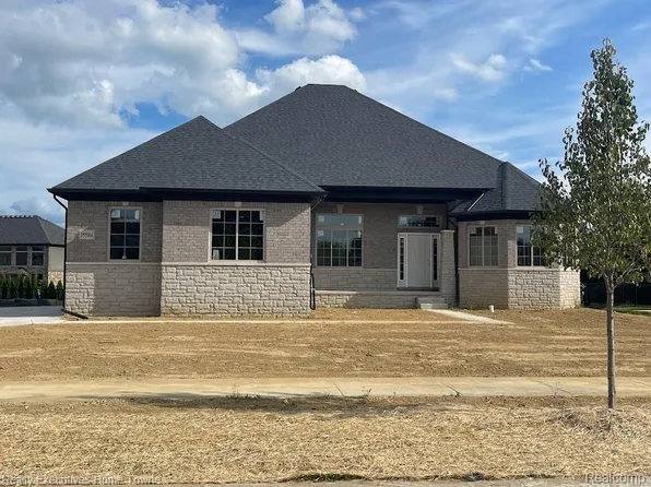 50860 Timberstone Dr, Macomb, MI 48042