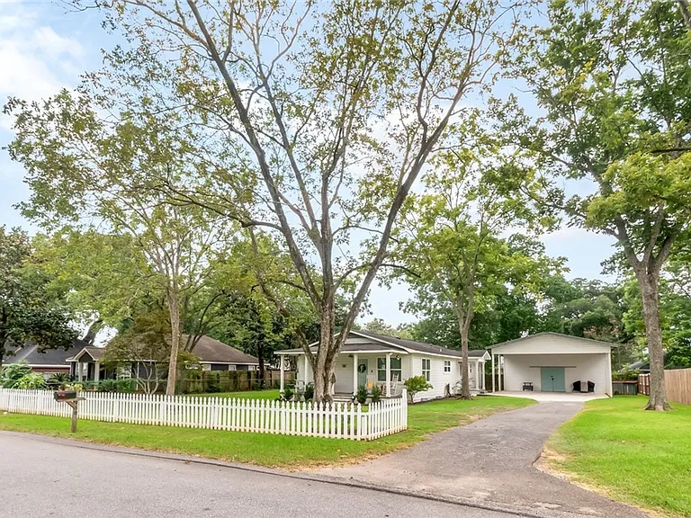 958 Pinemont Dr — Photo 40