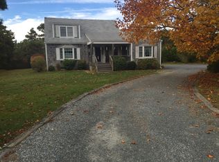 9 Bayberry Ln, Nantucket, MA 02554