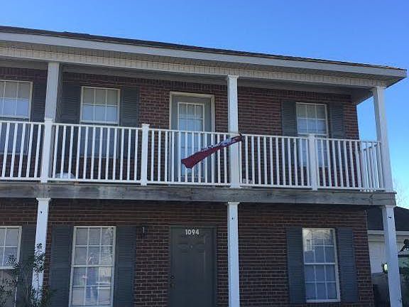 2nd image of 1094 Saint Andrews Ln