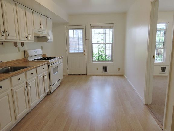 2nd image of 610-612 Masonic Ave #612A