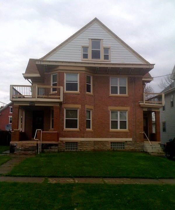 1st image of 2270 Jefferson Ave #3