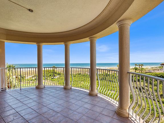 4th image of 704 Ocean Club Pl #704