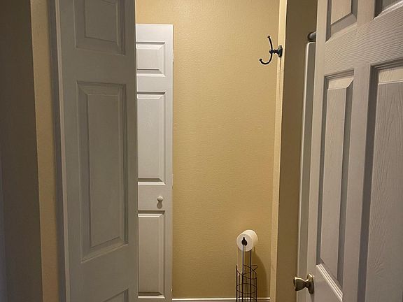 4th image of 8162 Heirloom Dr