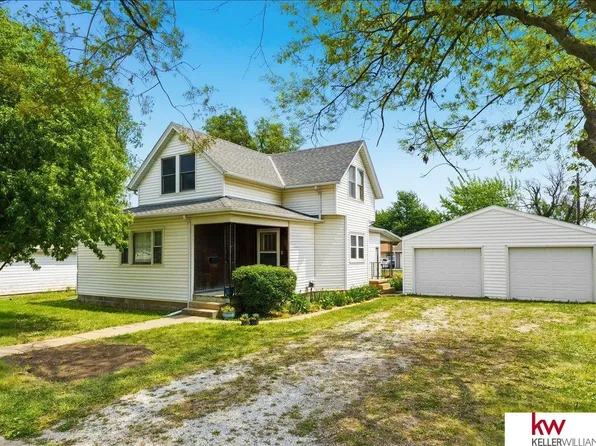 207 Colorado St, Murdock, NE 68407