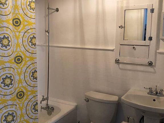 4th image of 35 N Alboni Pl #101